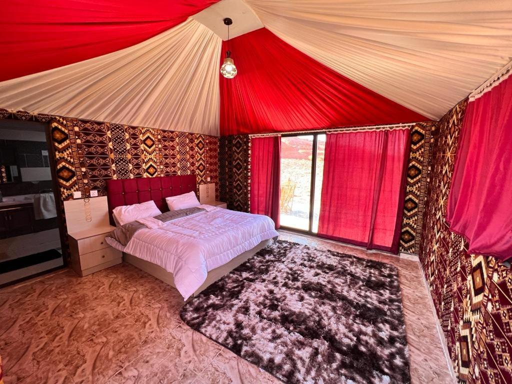 營地 Wadi Sky Tours & Camp Wadi Rum
